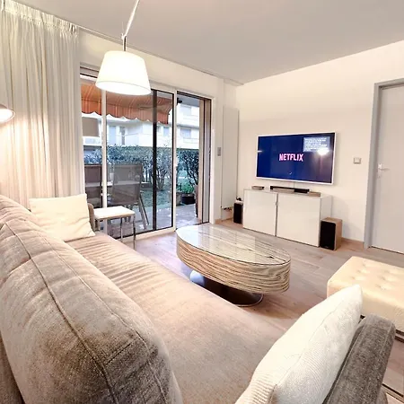 Apartment Eucalyptus - Ground Floor With Pool Near The Sea