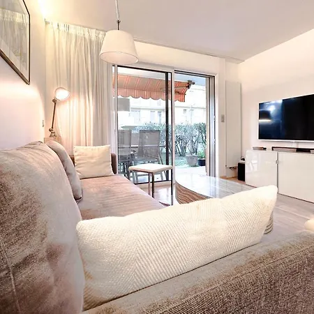 Appartement Eucalyptus - Ground Floor With Pool Near The Sea *