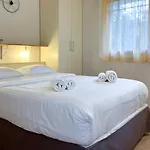 Eucalyptus - Ground Floor With Pool Near The Sea Apartman