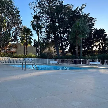 Eucalyptus - Ground Floor With Pool Near The Sea Жюан-ле-Пен