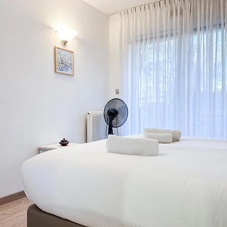 Eucalyptus - Ground Floor With Pool Near The Sea Apartman