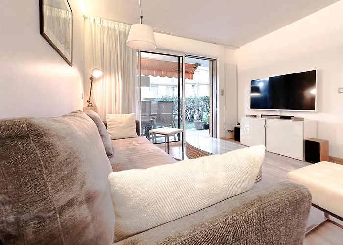 Apartment Eucalyptus - Ground Floor With Pool Near The Sea *