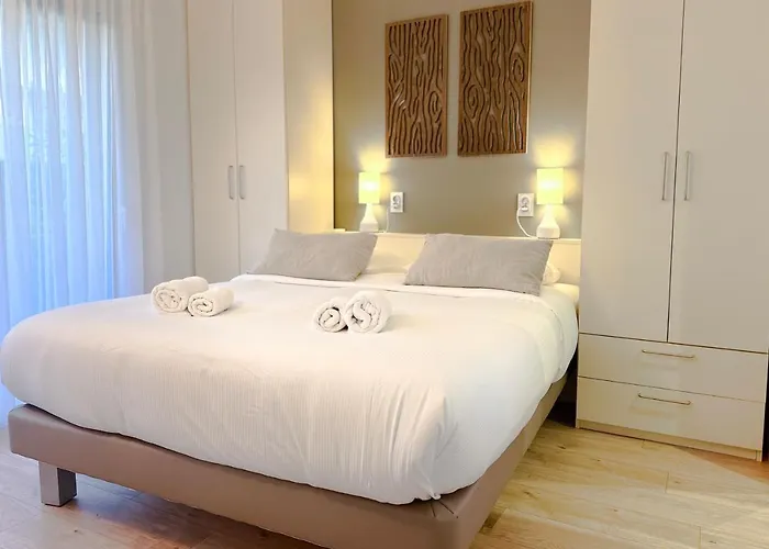 Eucalyptus - Ground Floor With Pool Near The Sea Apartment *