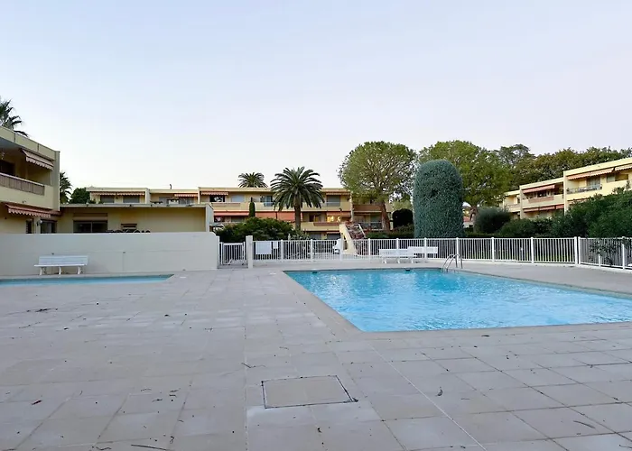 Eucalyptus - Ground Floor With Pool Near The Sea
